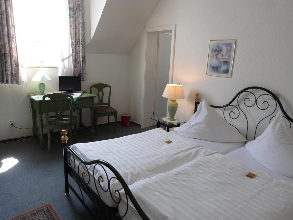 Hotel Jaegerhof Mayen Bilik gambar
